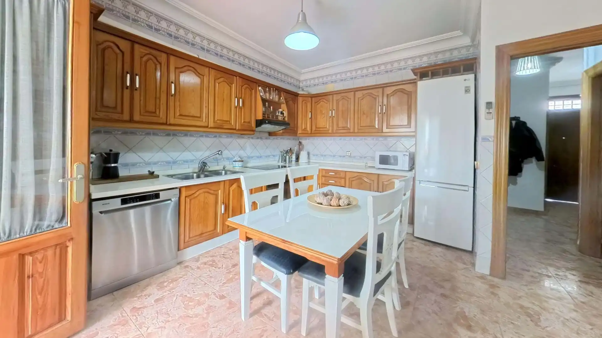 Cocina de Casa o chalet en venta en Almagro con Aire acondicionado, Calefacción y Terraza