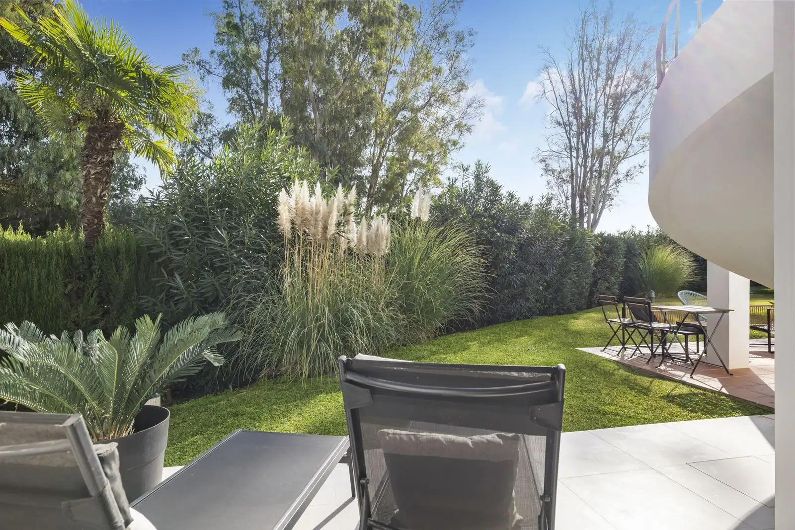 Adosado con piscina en venta en Nueva Andalucía, imagen 2