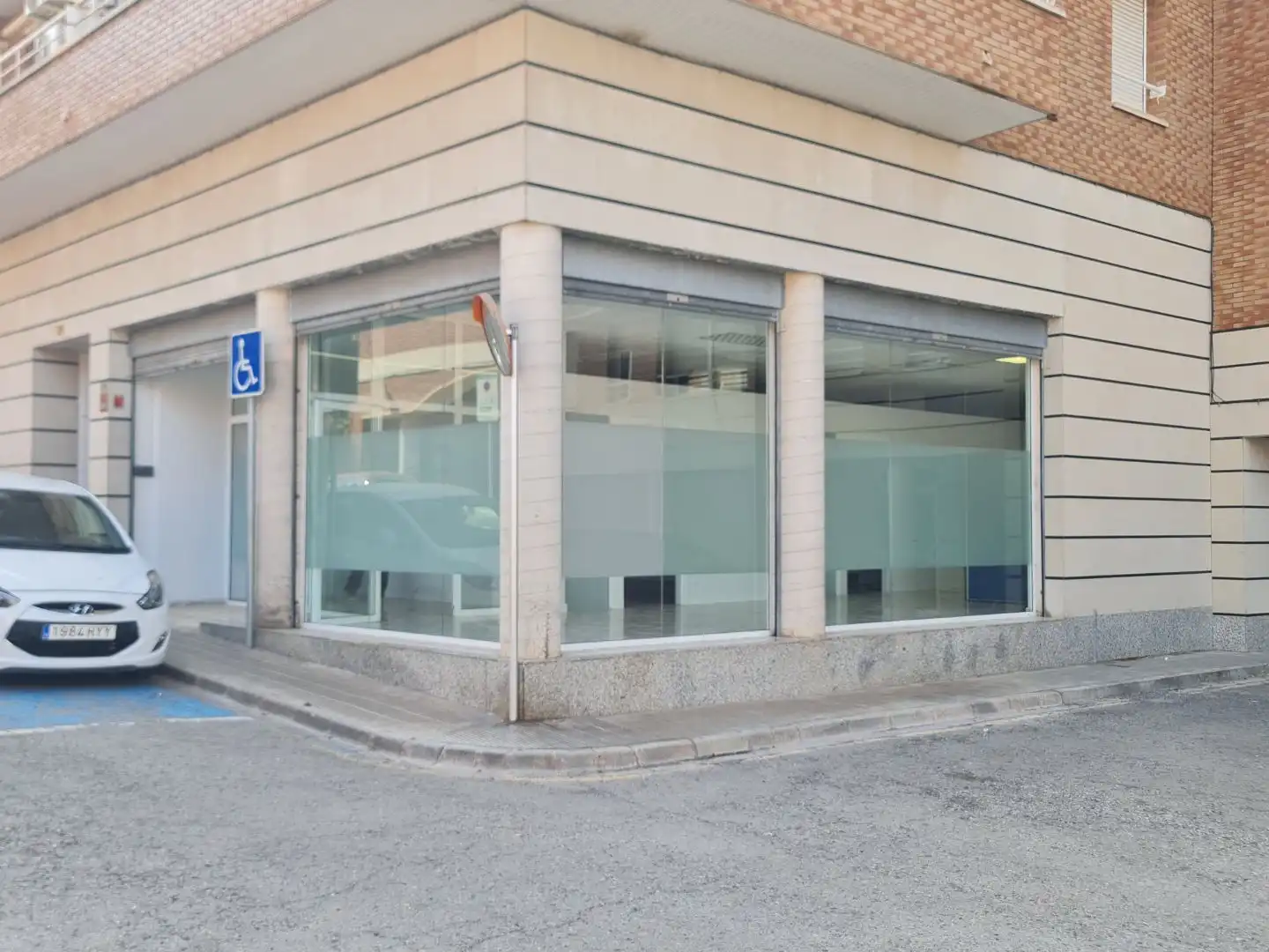 Local comercial de lloguer a jacint verdaguer 32, imagen 23