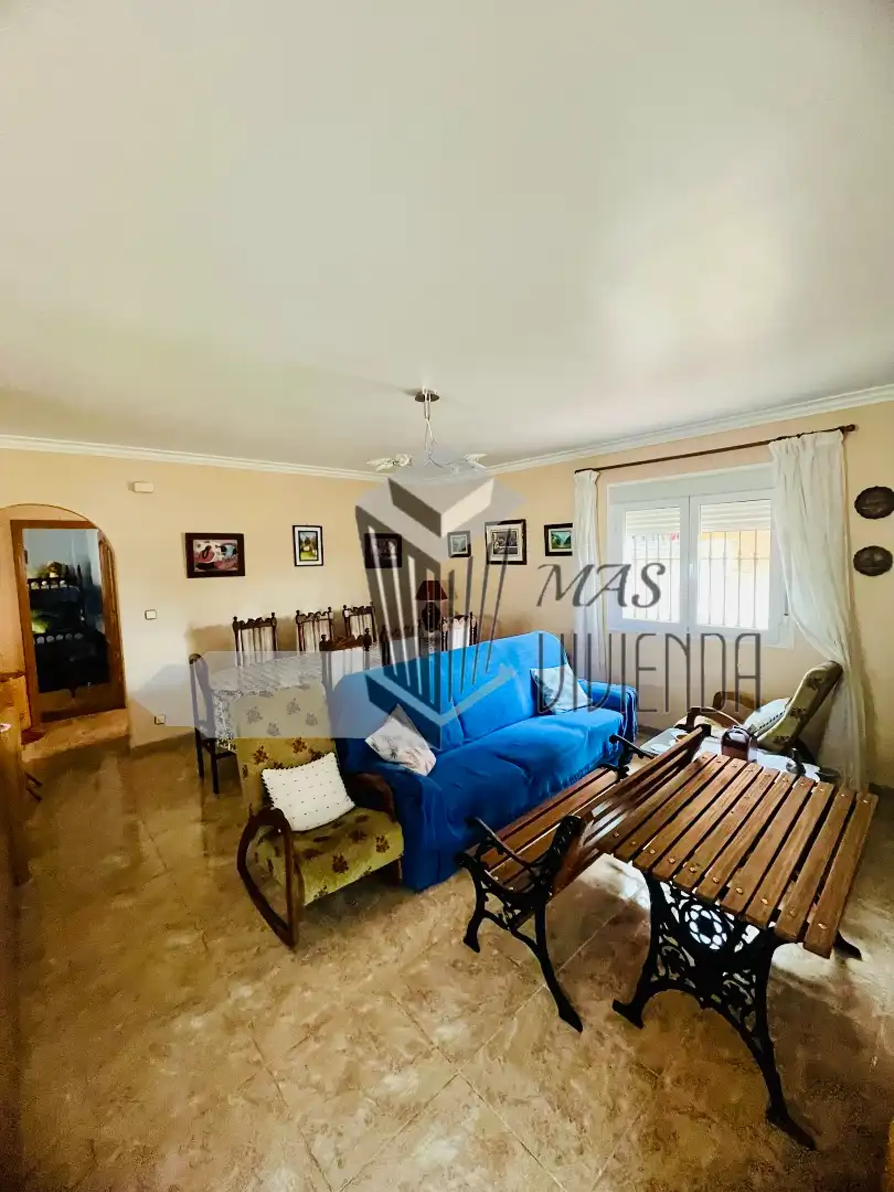 Exterior view of Houses for sale in Algeciras  with Furnished