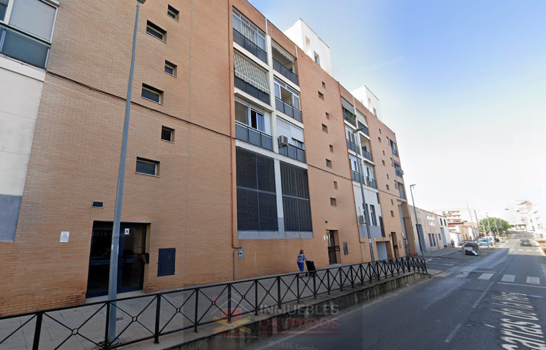 Vista exterior de Pis en venda en Almendralejo amb Terrassa i Traster