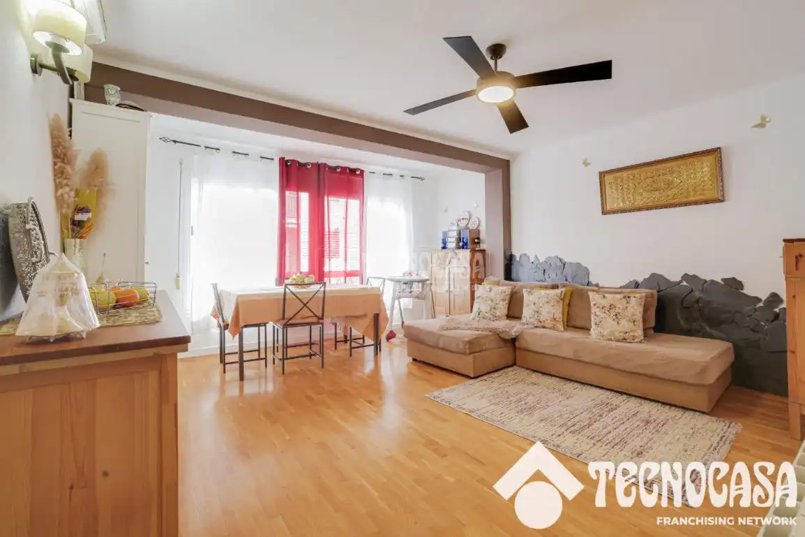 Sala de estar de Piso en venta en Premià de Mar con Aire acondicionado y Balcón