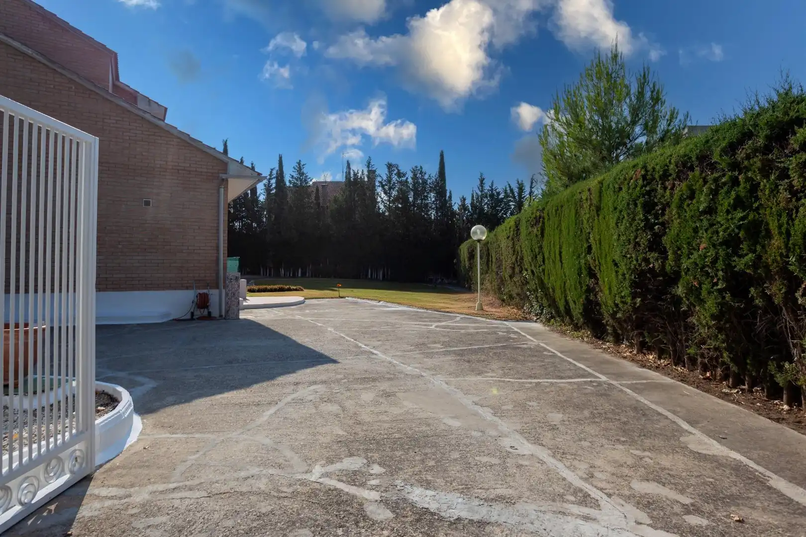 Jardín de Casa o chalet en venta en Zuera con Calefacción, Terraza y Piscina comunitaria