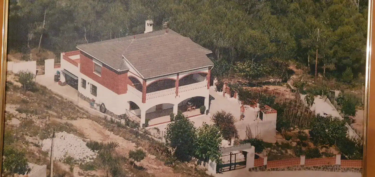 Vista exterior de Casa o chalet en venta en Cubelles con Terraza y Piscina