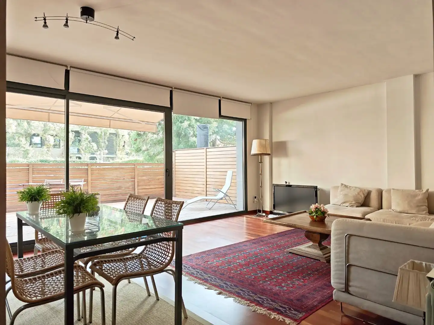 Appartamento con piscina in vendita a Carrer d'Eric R. Svensson 13, imagen 5