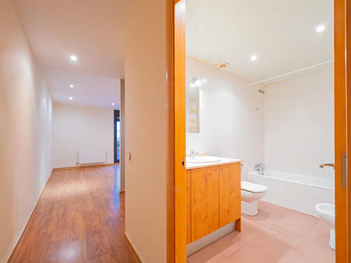 Flat for sale in Manlleu, Barcelona