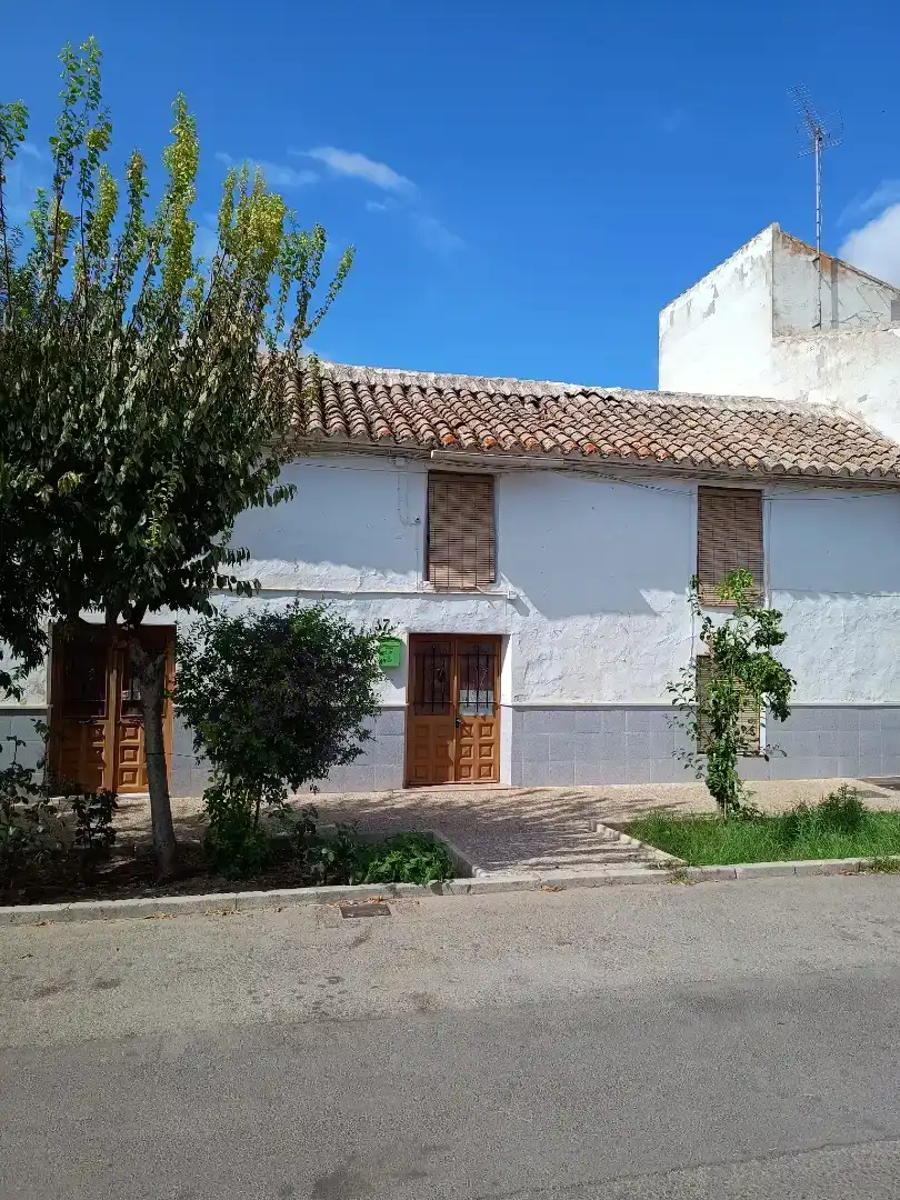 Vista exterior de Piso en venta en Antequera