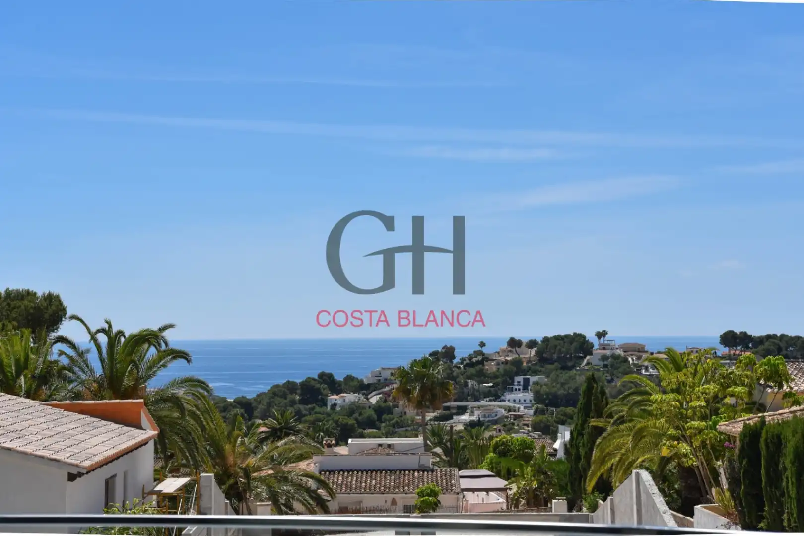 Außenansicht von Haus oder Chalet zum Verkauf in Moraira mit Klimaanlage, Heizung und Privatgarten