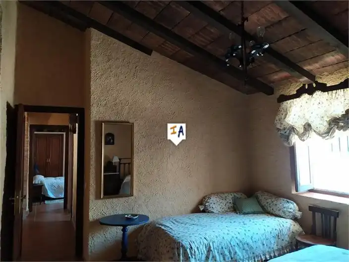 Dormitori de Casa adosada en venda en Alfarnatejo amb Terrassa i Traster