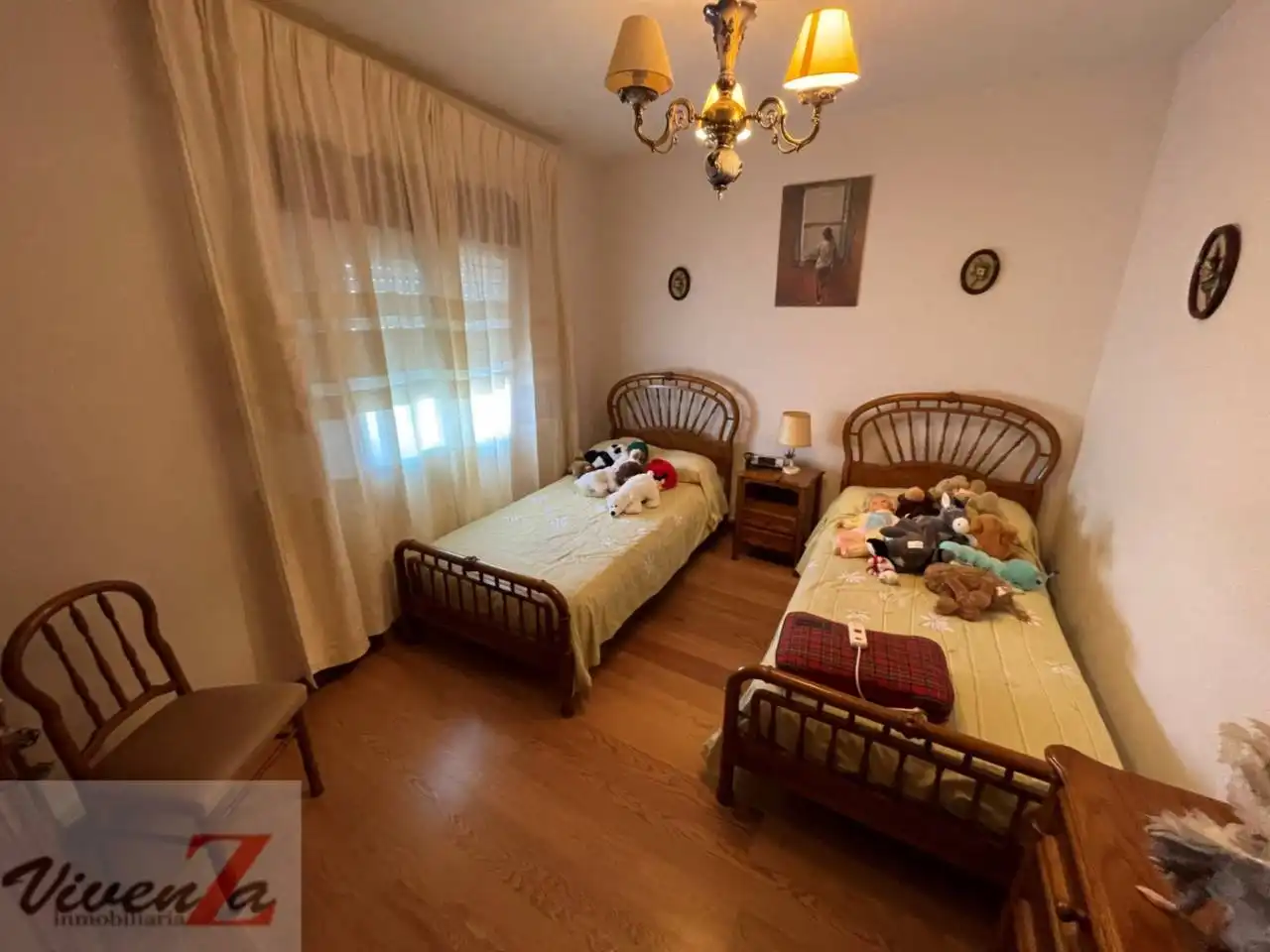 Habitación de Casa o chalet en venta en Muelas del Pan con Calefacción, Jardín privado y Terraza
