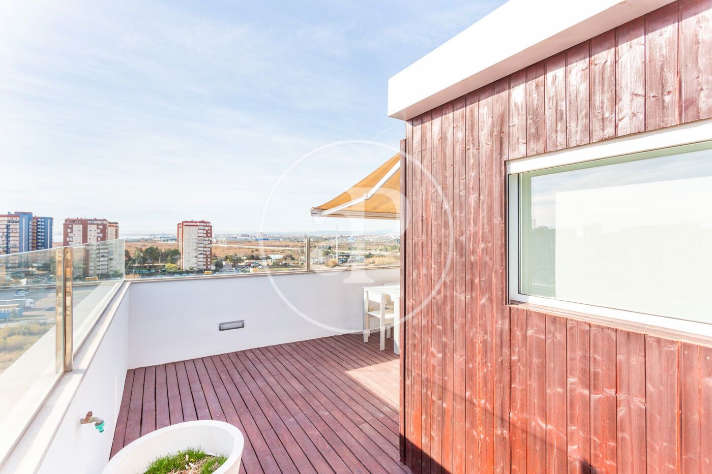 Terraza de Ático de alquiler en La Pobla de Farnals con Aire acondicionado, Calefacción y Jardín privado