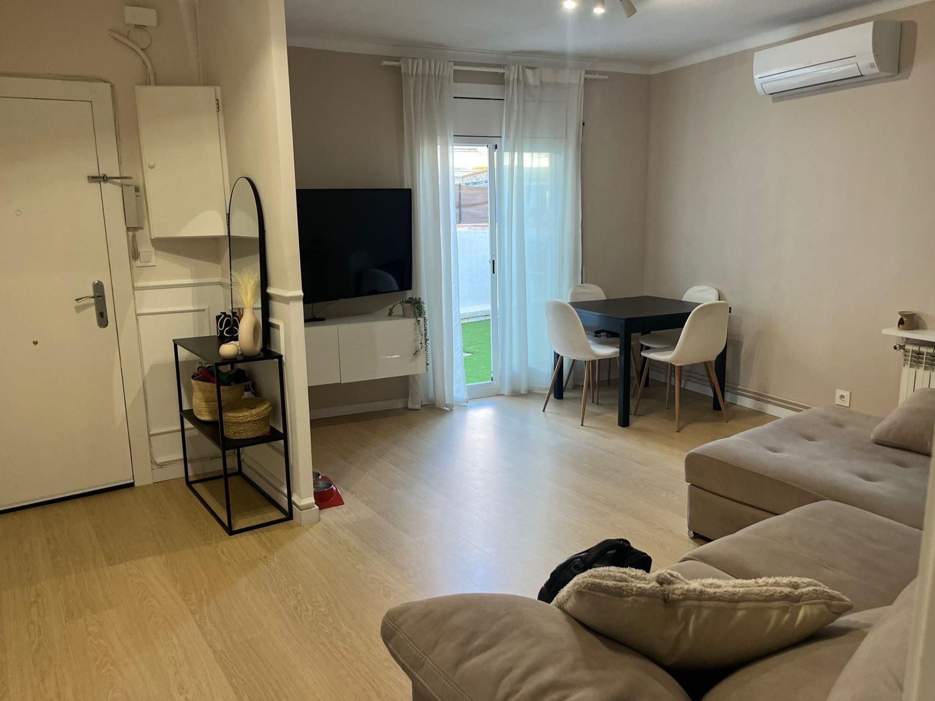 Sala d'estar de Pis en venda en Barberà del Vallès amb Aire condicionat, Calefacció i Terrassa