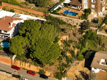 Terreno residencial en venta en Carrer del Cirerer