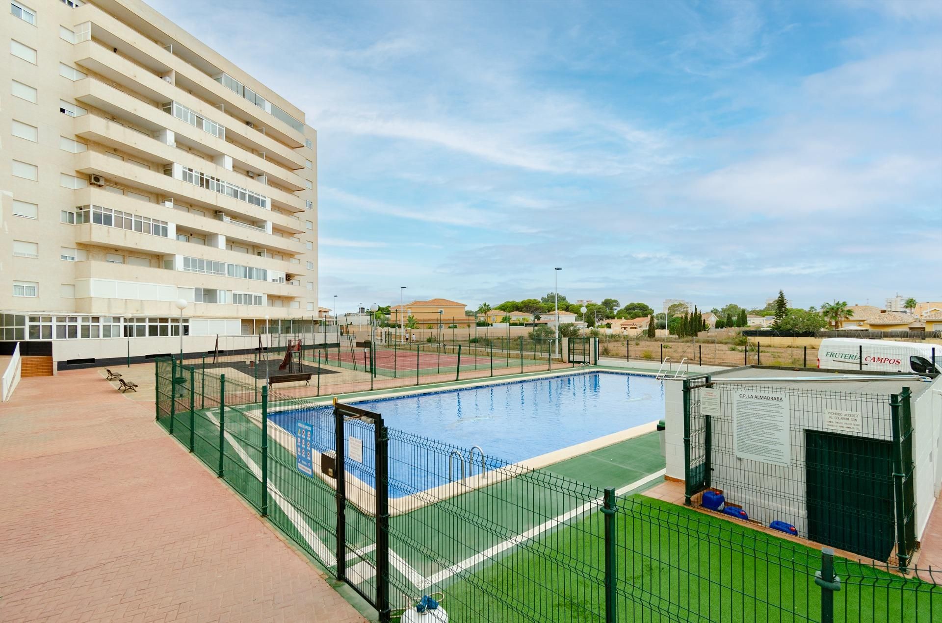 Swimming pool of Flat for sale in Cartagena  with Air Conditioner, Heating and Terrace