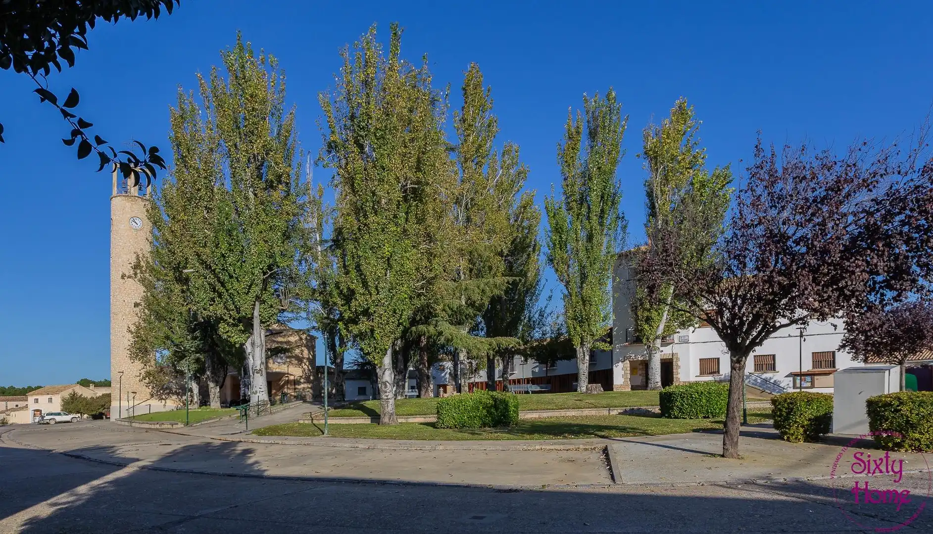 Vista exterior de Casa adosada en venda en Ejea de los Caballeros amb Aire condicionat, Jardí privat i Terrassa