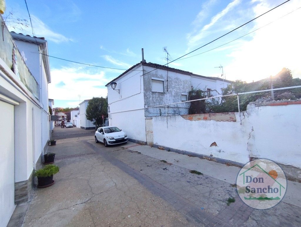 Vista exterior de Casa o chalet en venta en Valladolid Capital