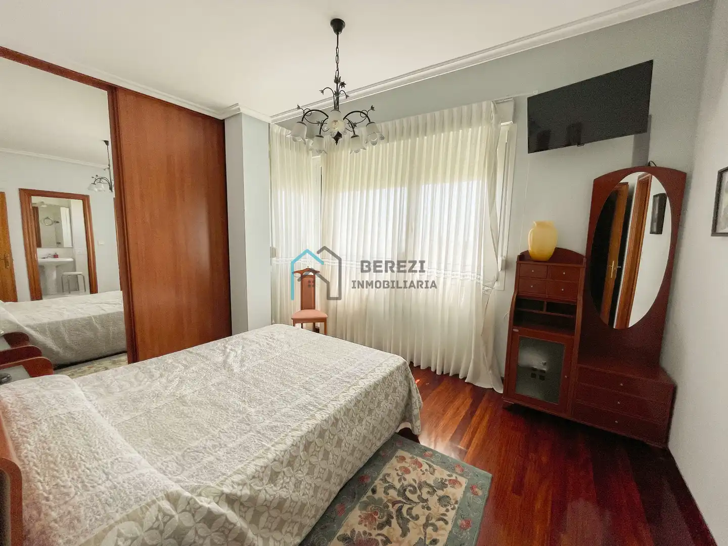 Habitación de Dúplex en venta en Bermeo con Calefacción, Amueblado y Balcón
