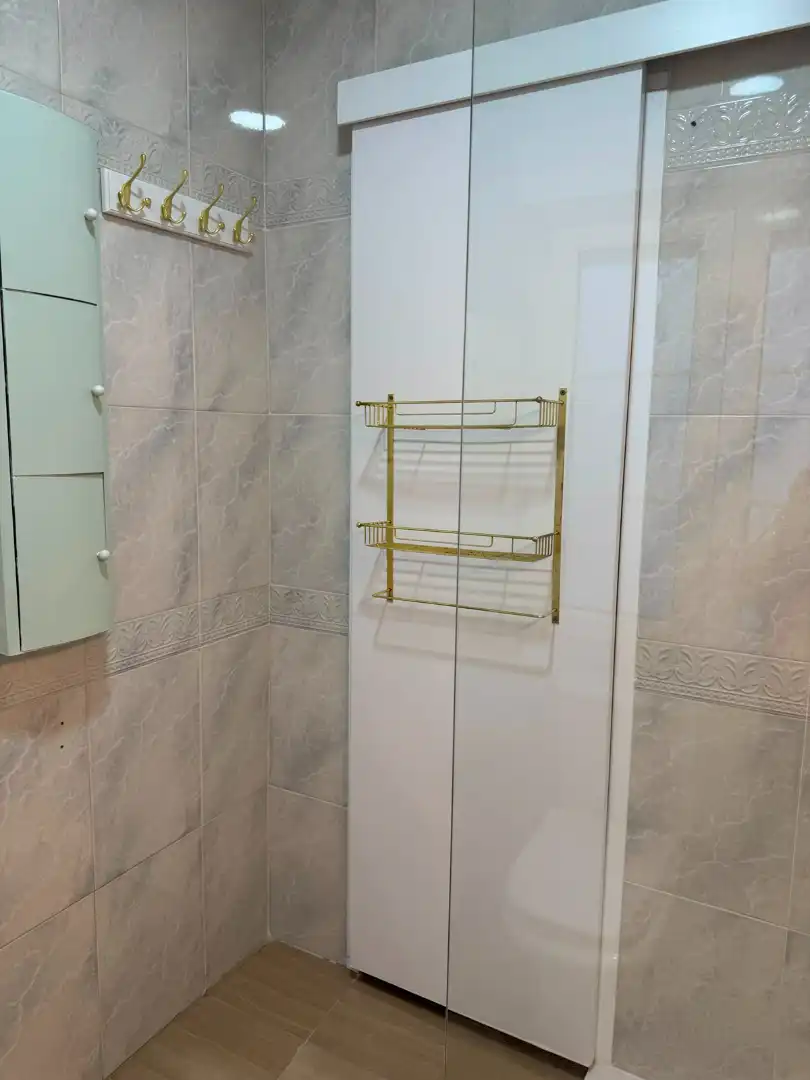 Bathroom of Flat for rent in Alcázar de San Juan  with Air Conditioner, Heating and Furnished