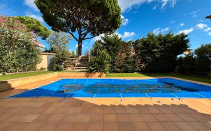 Swimming pool of House or chalet for sale in Mont-ras  with Heating, Private garden and Terrace