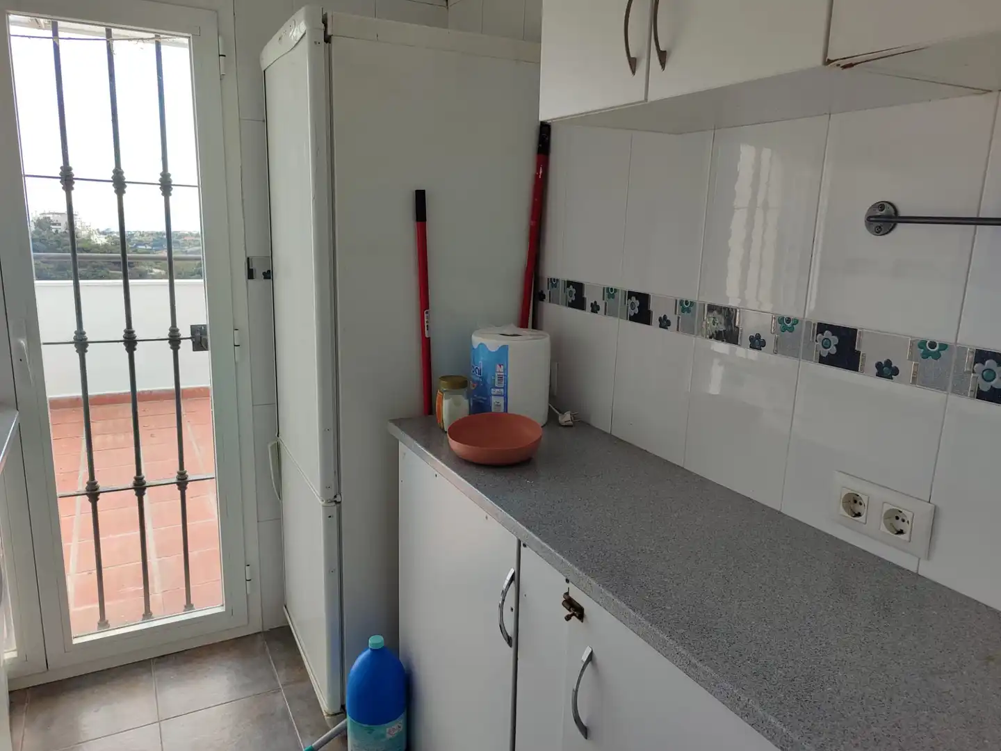 Kitchen of Duplexes for sale in Estepona  with Air Conditioner, Terrace and Community pool