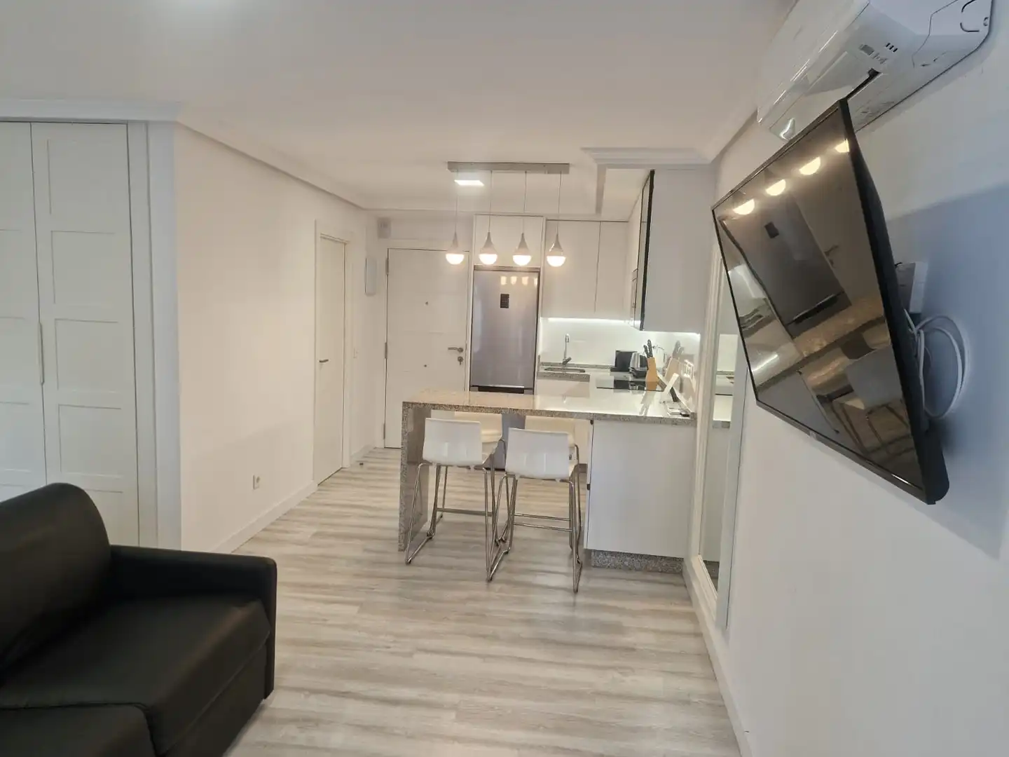 Kitchen of Ground floor for sale in Marbella  with Air Conditioner, Terrace and Swimming Pool