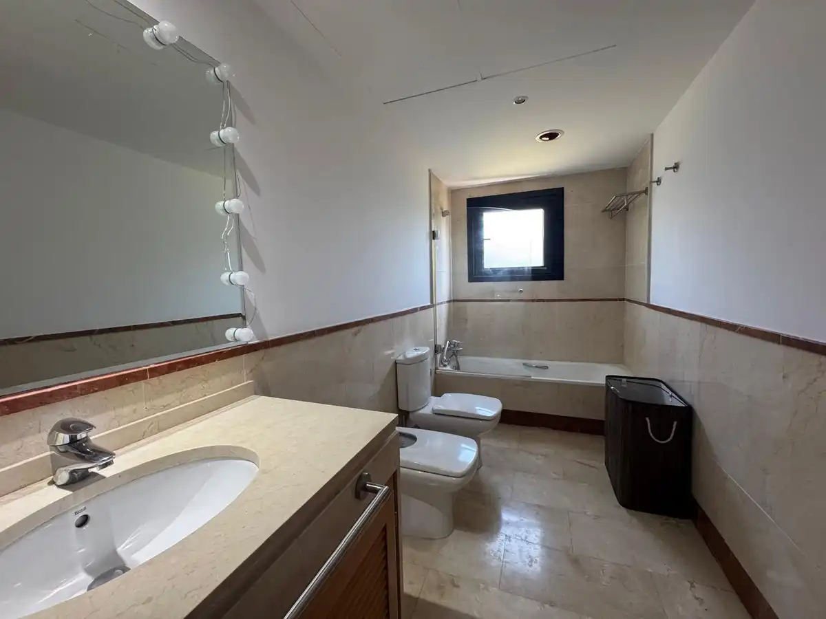 Wohnung mit Aufzug zum Verkauf in Nueva Andalucía, imagen 19