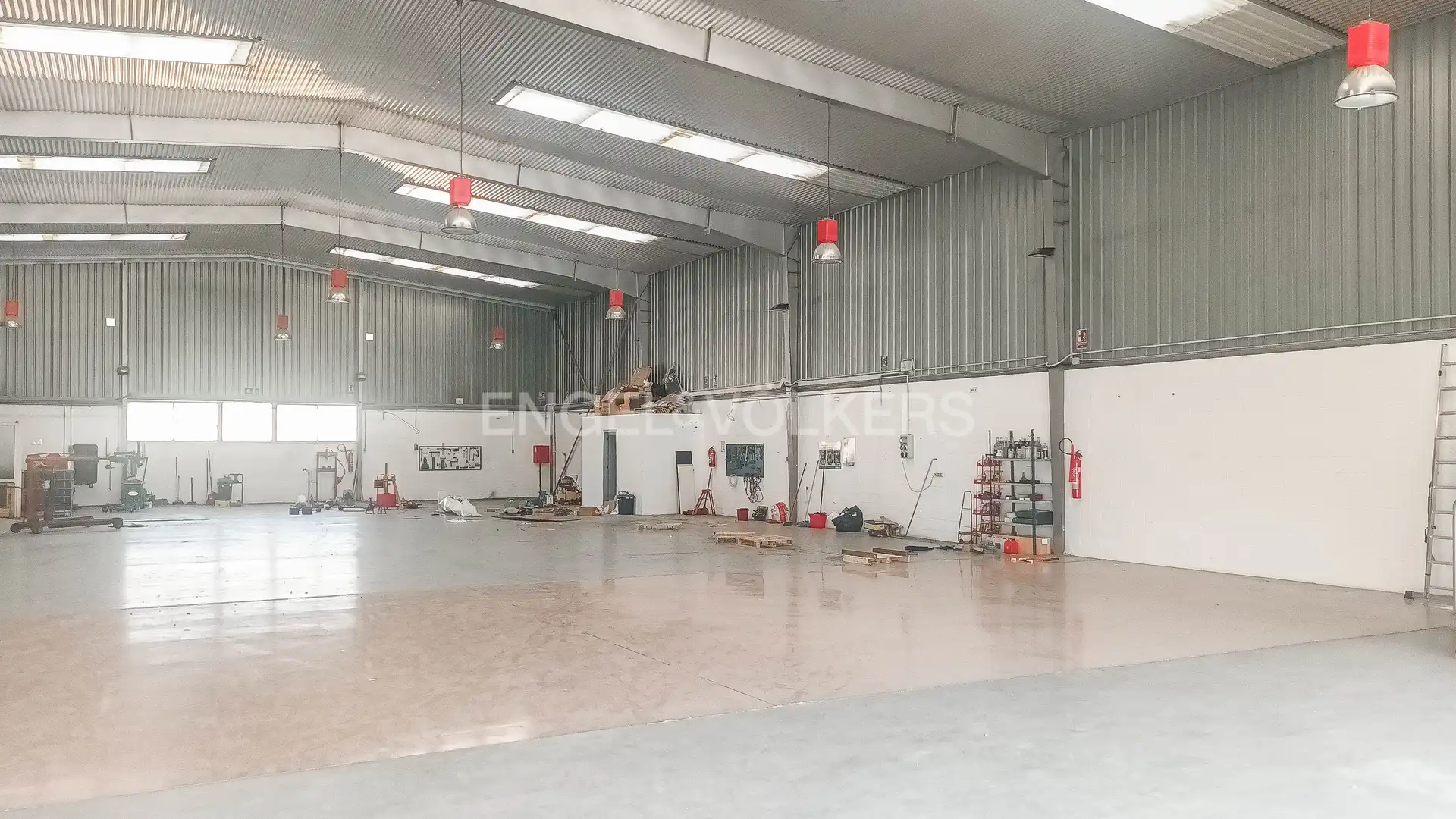 Nau industrial en venda a Sant Esteve Sesrovires, imagen 5