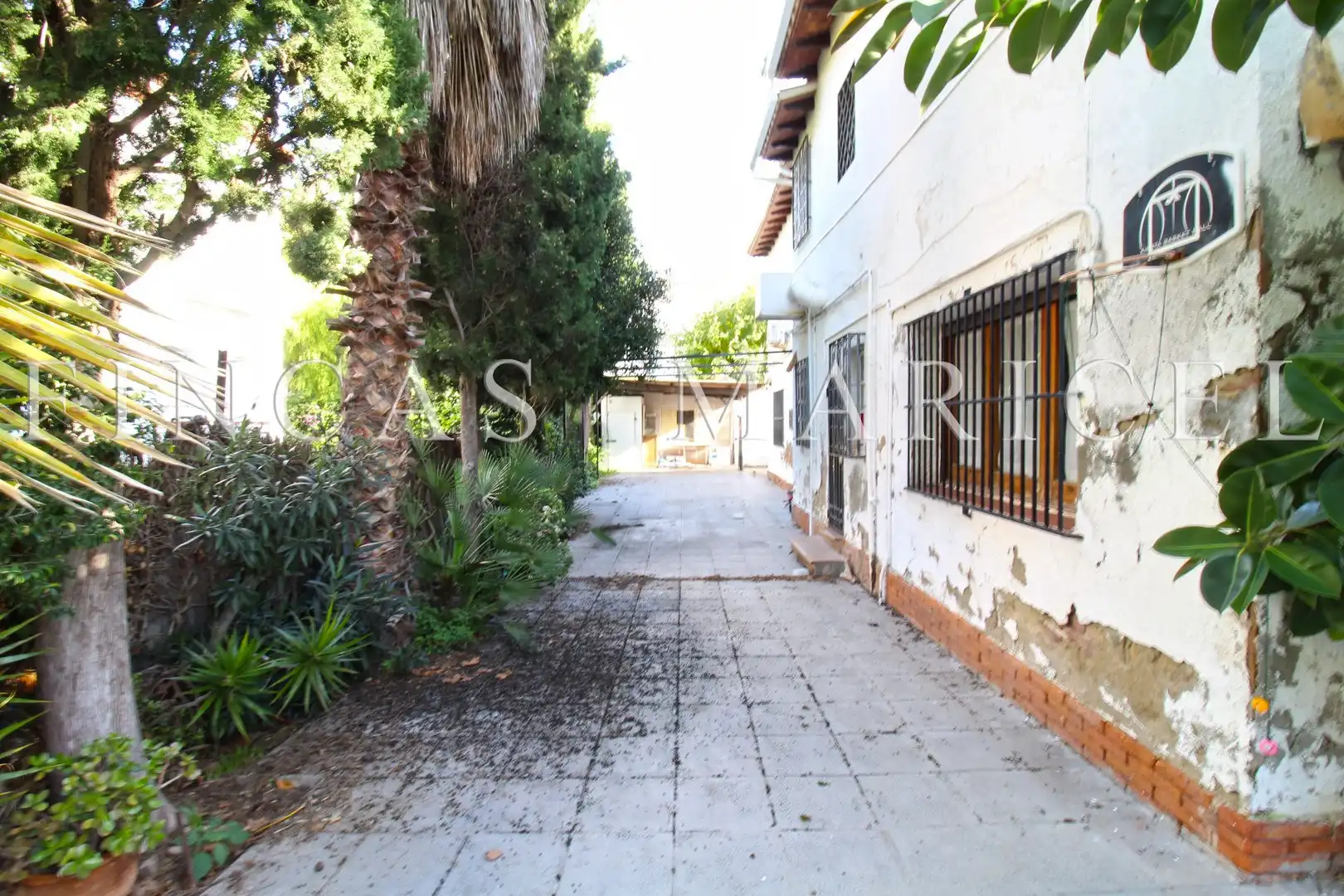 Vista exterior de Casa o xalet en venda en Sitges amb Aire condicionat, Calefacció i Jardí privat