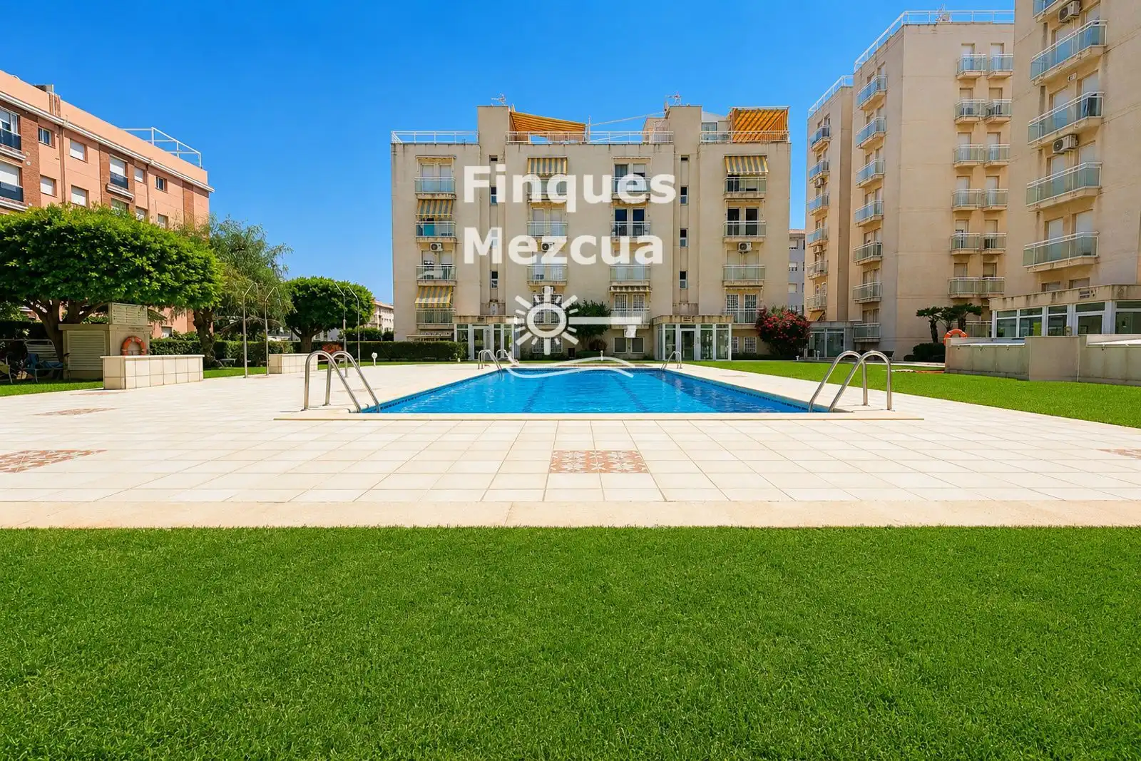 Piscina de Ático en venta en Calafell con Aire acondicionado, Calefacción y Terraza