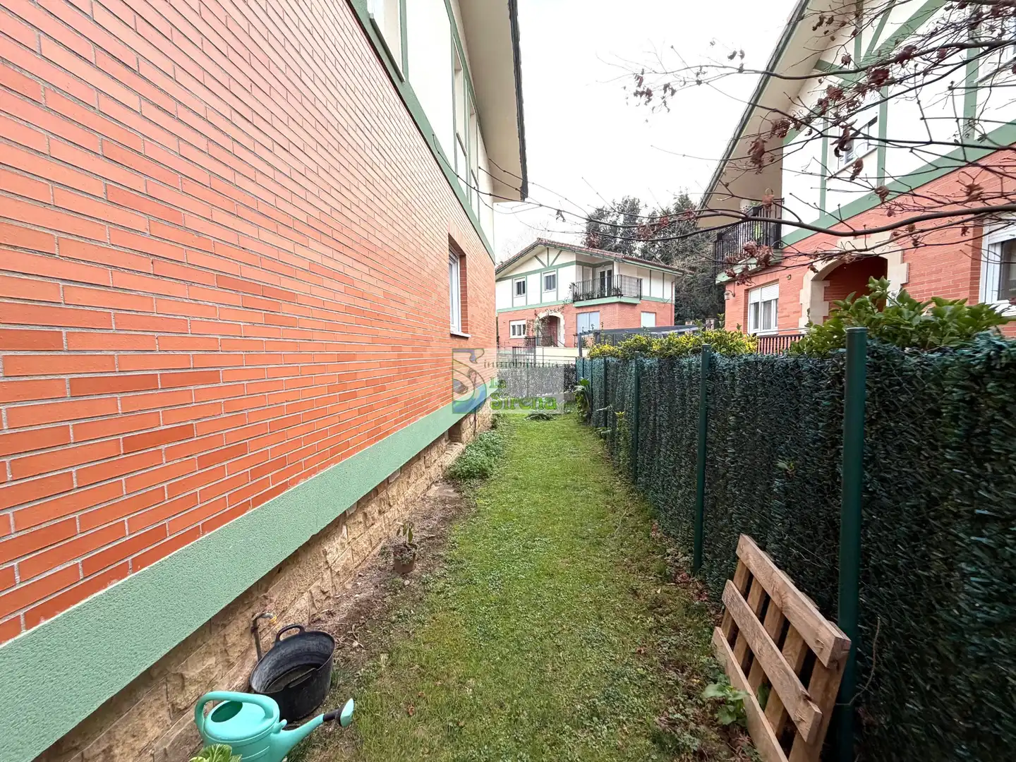 Jardí de Casa o xalet en venda en Castro-Urdiales amb Calefacció, Jardí privat i Terrassa