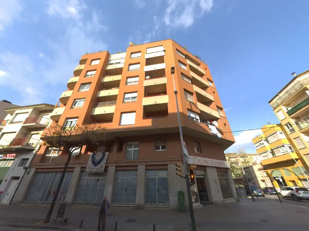Vista exterior de Pis en venda en Girona