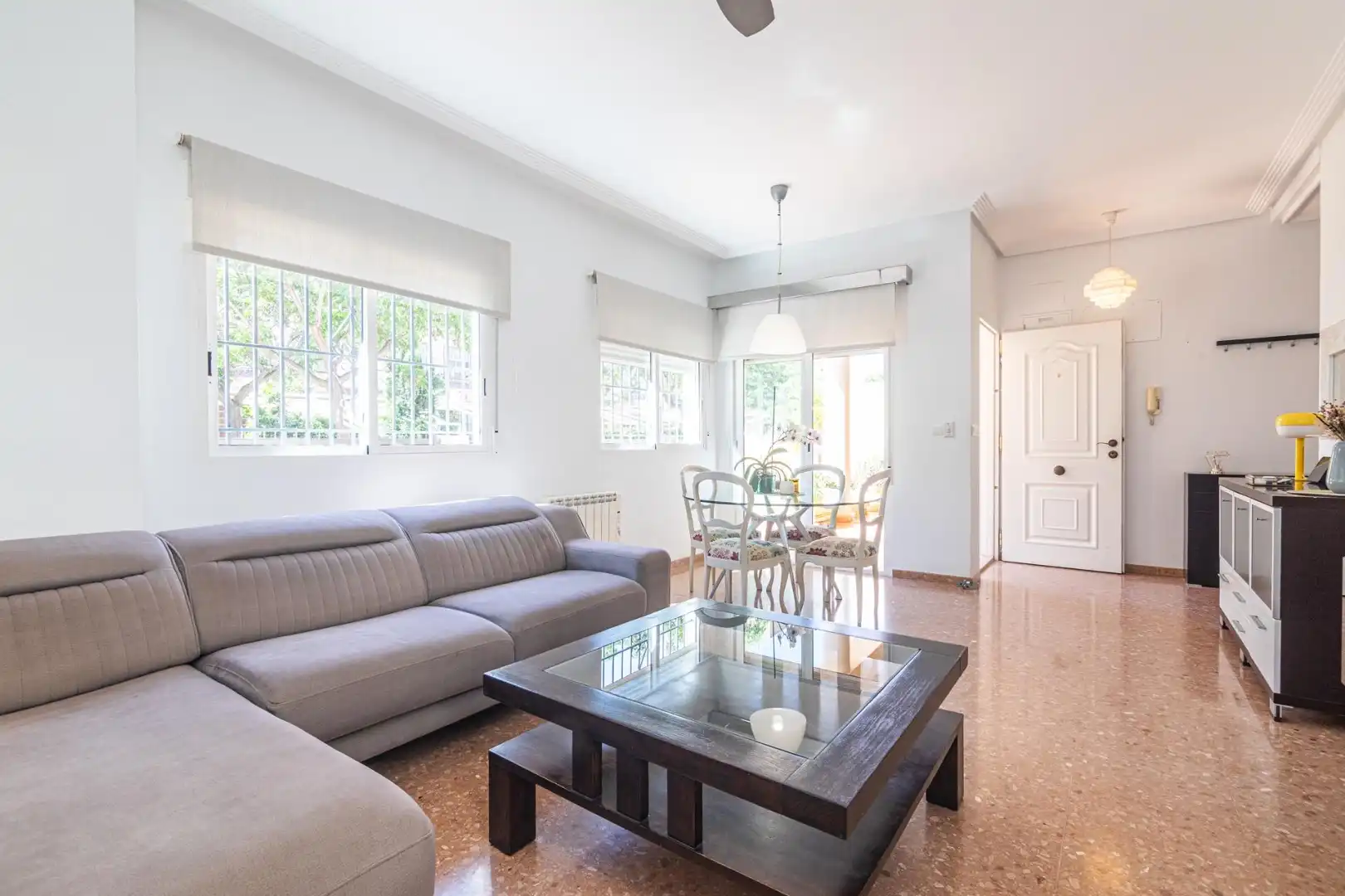 Living room of Houses for sale in Elche / Elx  with Air Conditioner, Heating and Terrace
