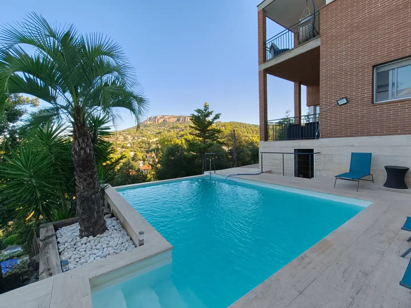 Detached house with pool for sale in Carrer del Migdia, imagen 4