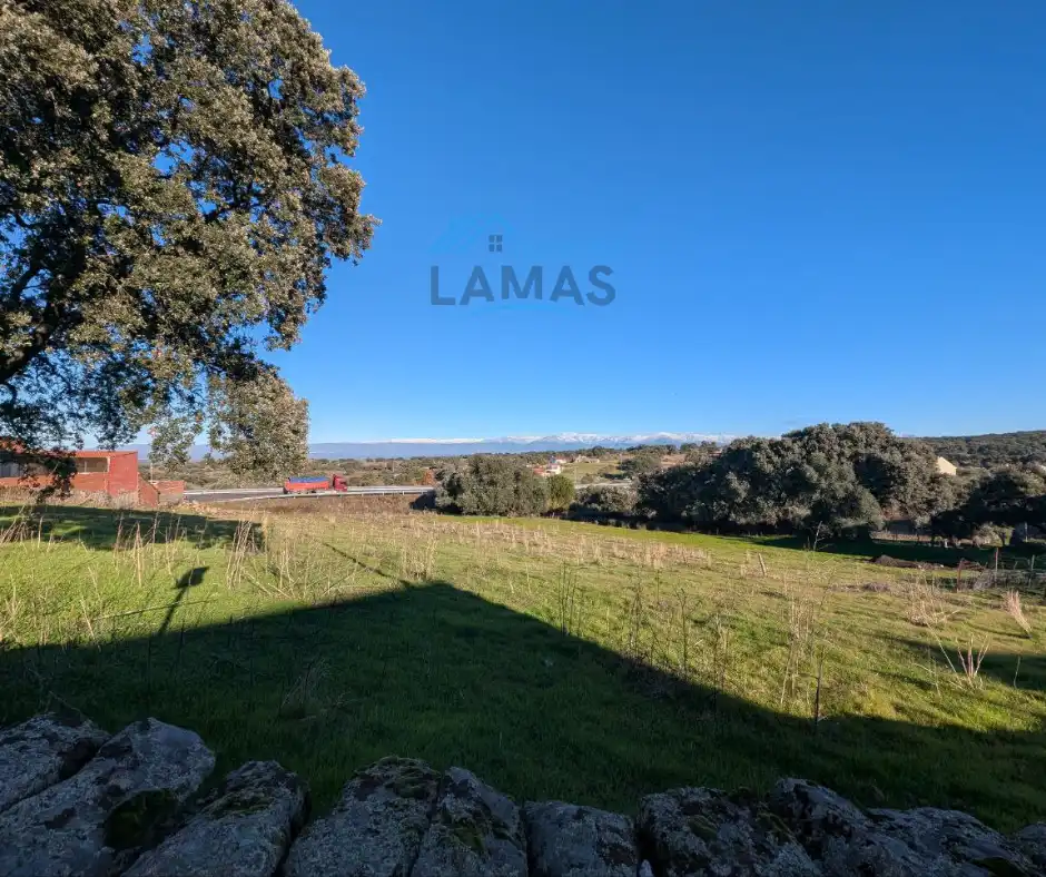 Residencial en venta en Millanes