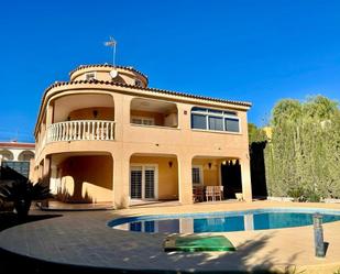 Exterior view of House or chalet for sale in Torrevieja  with Air Conditioner, Heating and Private garden