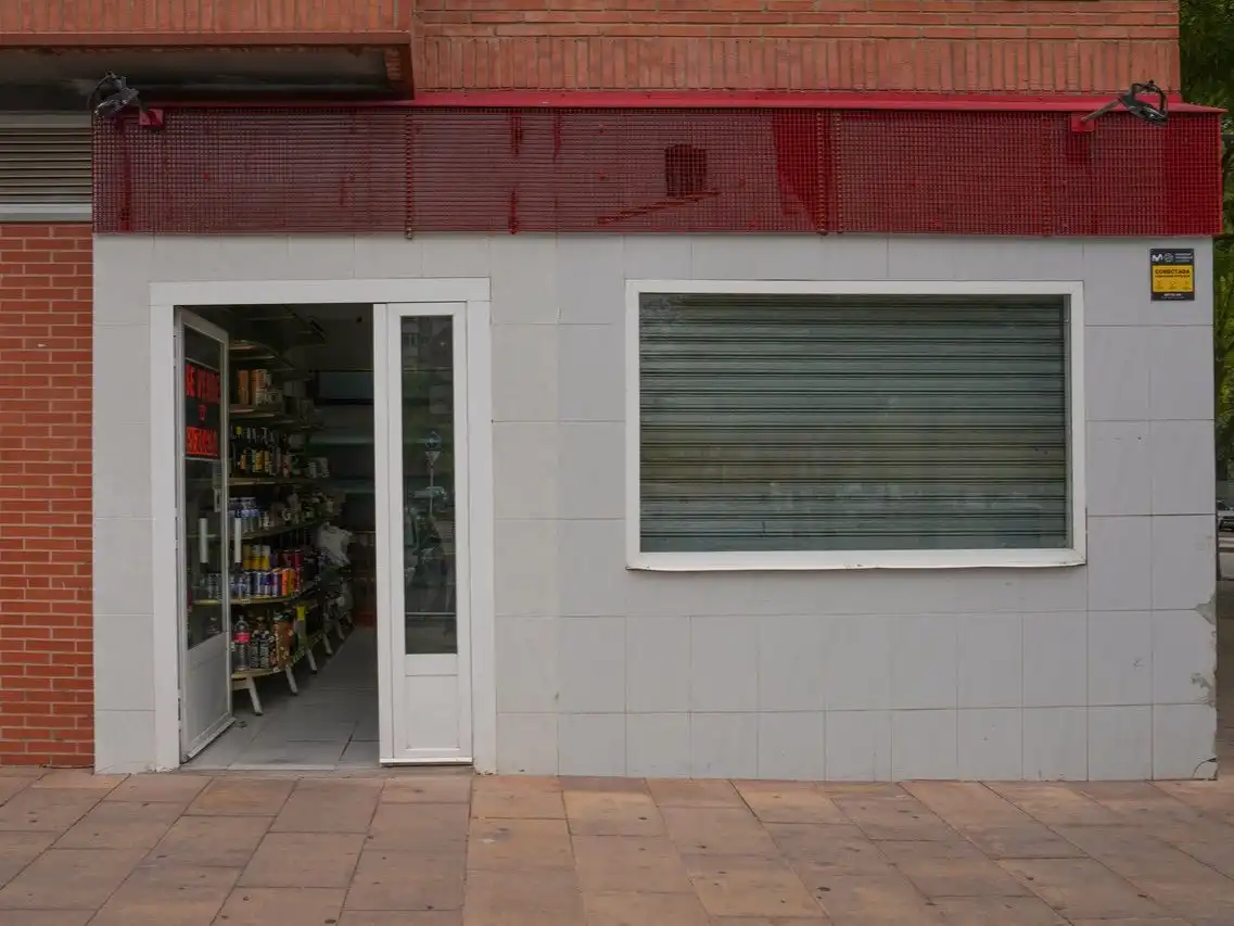 Local en venta en Illera