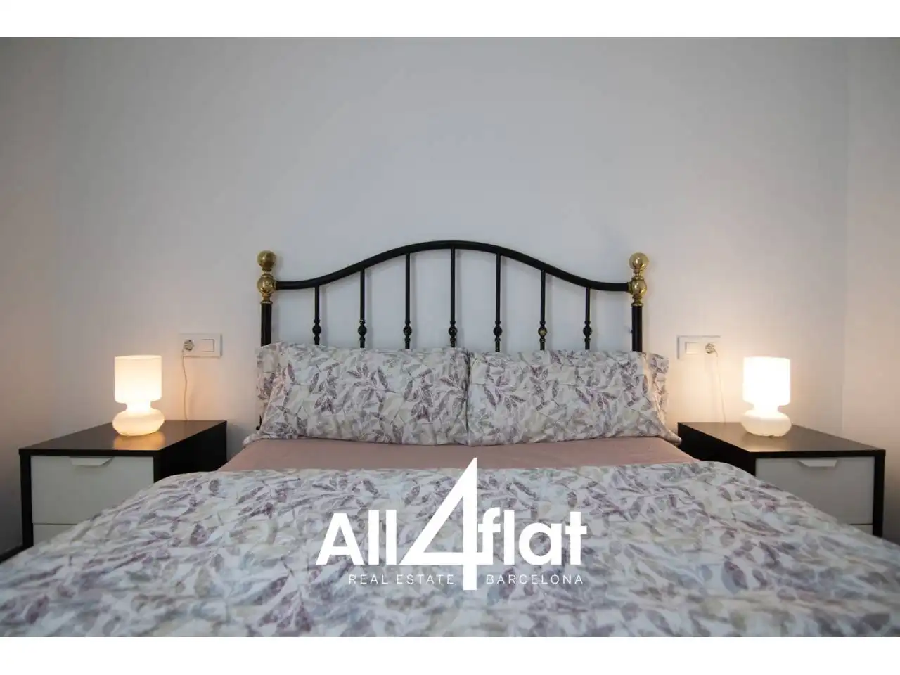 Bedroom of Flat for rent in Barcelona  with Furnished and Balcony