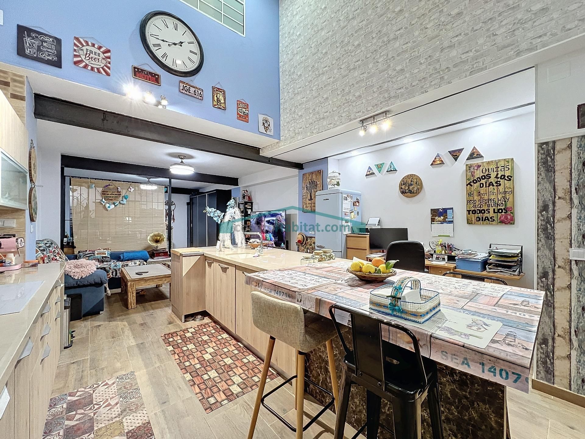 Attic for sale in Calle FLORISTA, Ciutat Fallera