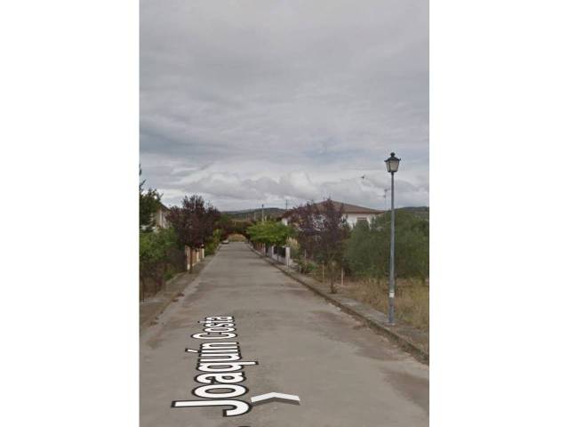 Terreno industrial en Venta en Joaquín Costa en Fonz