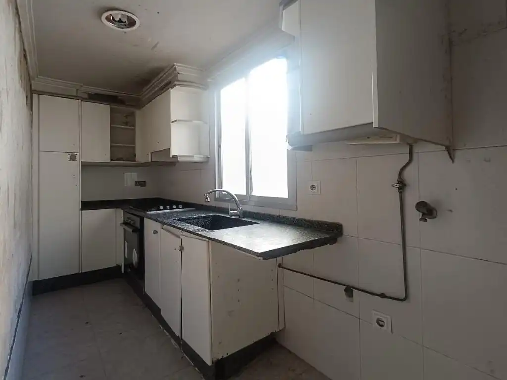 Piso en venta en Carrer d'Alcanyís 57, imagen 4