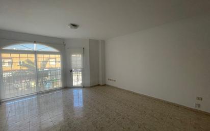 Flat to rent in Santa Lucía de Tirajana  with Air Conditioner