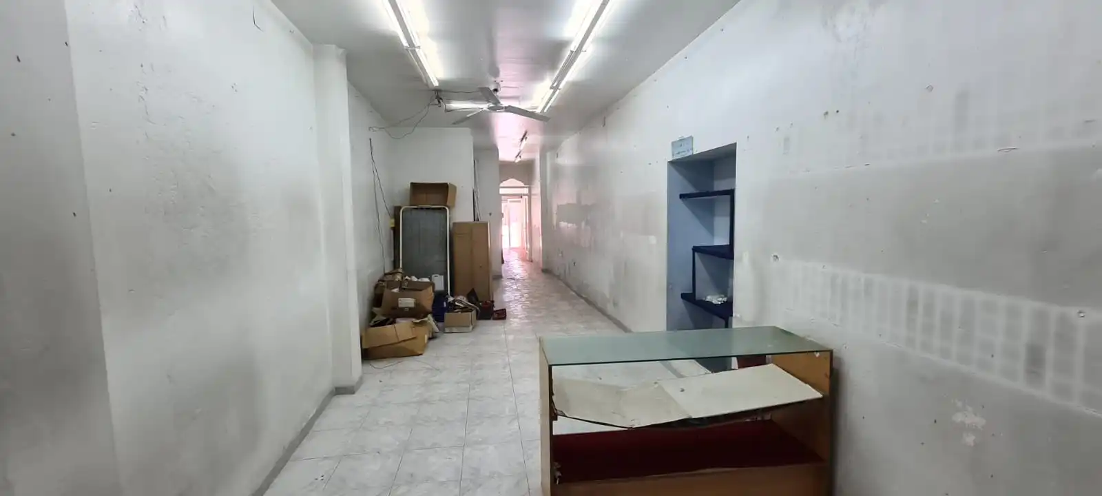 Local comercial de lloguer a Carrer d'Enmig, imagen 9