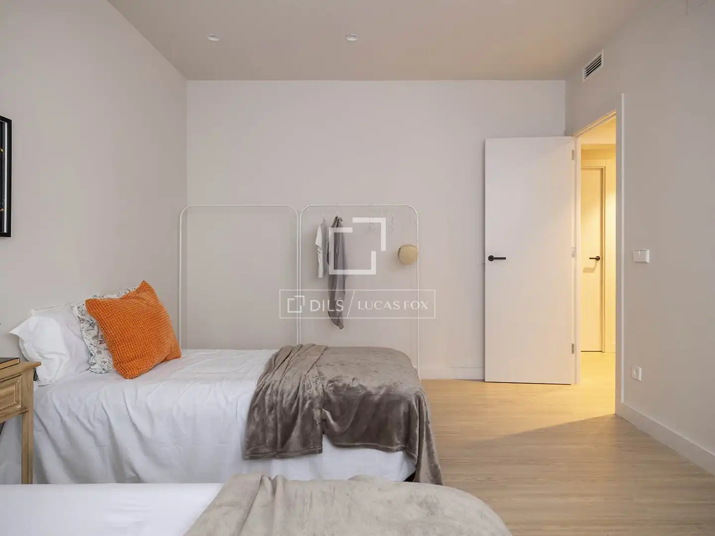 Habitación de Piso en venta en Barcelona con Aire acondicionado, Calefacción y Jardín privado