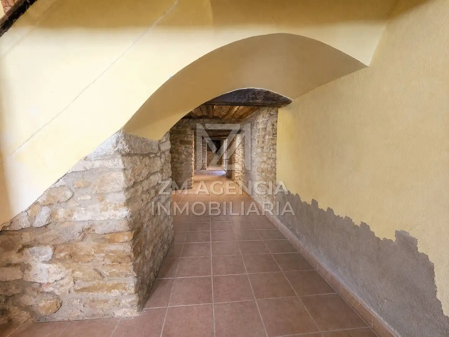 Finca rústica en venda en La Jana amb Jardí privat, Terrassa i Traster