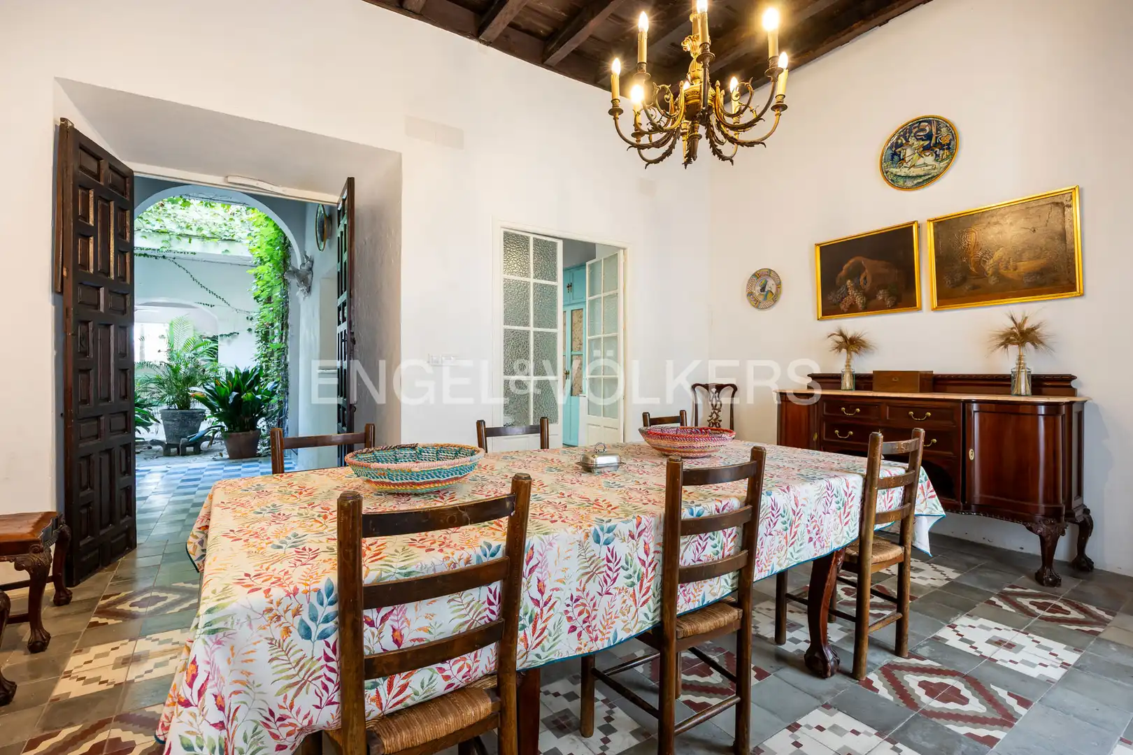 Comedor de Casa o chalet en venta en Sanlúcar de Barrameda con Aire acondicionado, Calefacción y Jardín privado