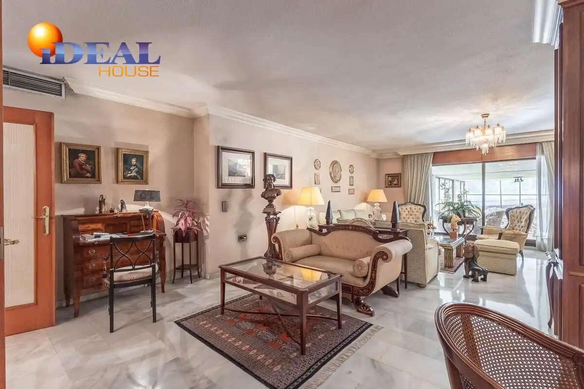 Flat for sale in San Matías - Realejo
