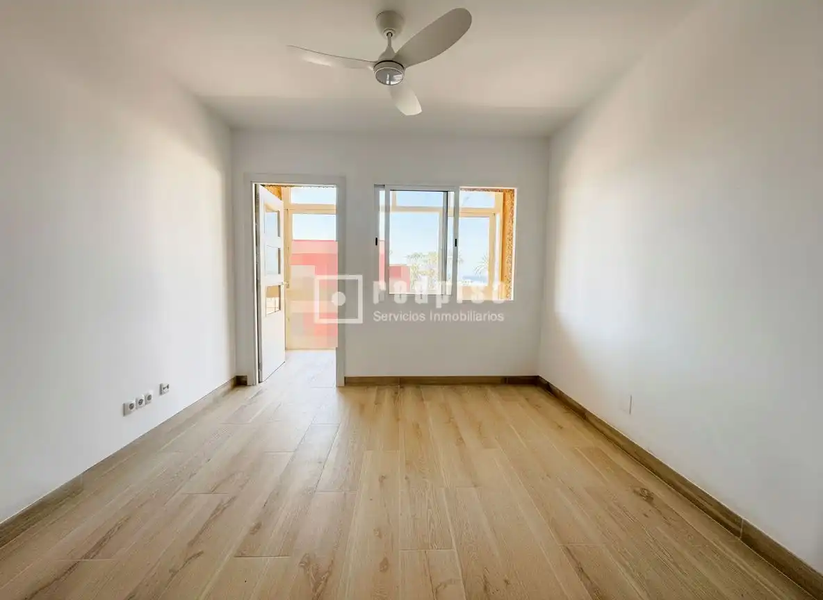 Habitación de Apartamento en venta en Málaga con Terraza