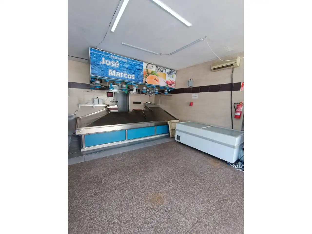 Local comercial en traspaso en El Arroyo - La Fuente, imagen 2