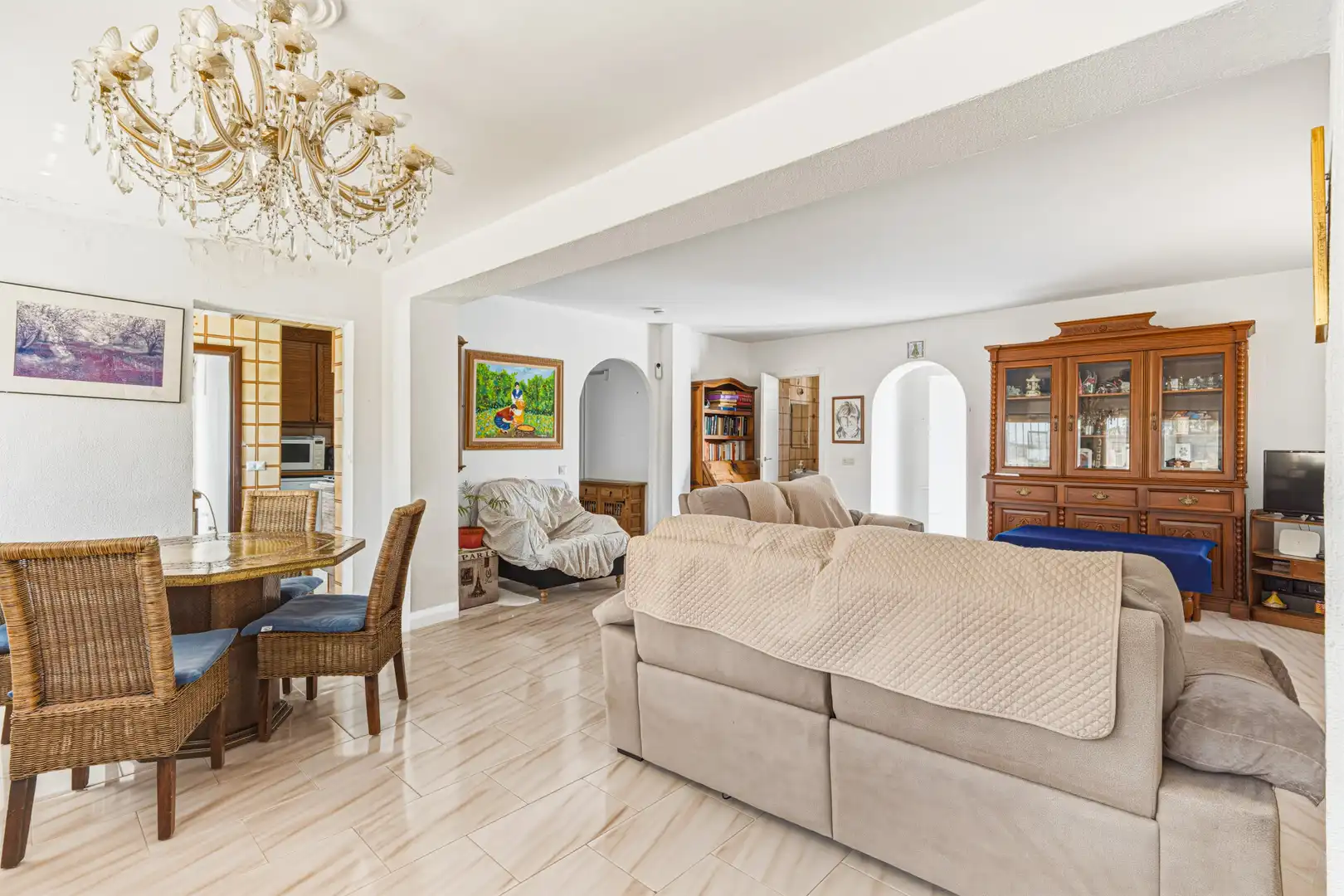 Sala de estar de Casa o chalet en venta en Marbella con Jardín privado, Terraza y Piscina