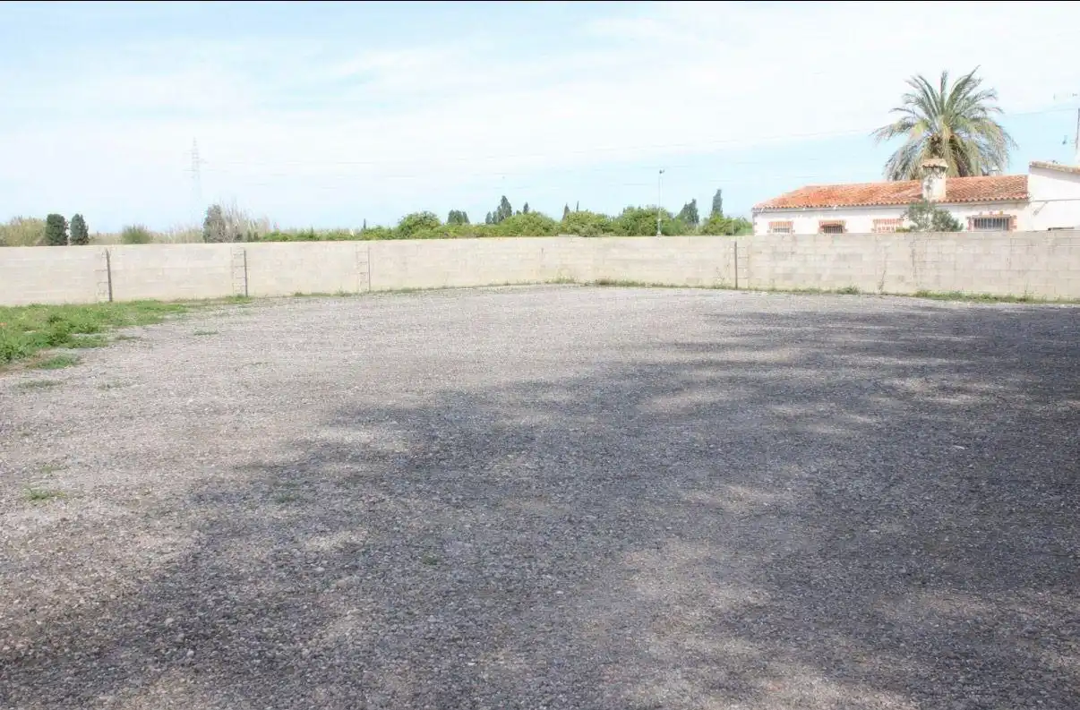 Aparcament de Finca rústica en venda en Oliva